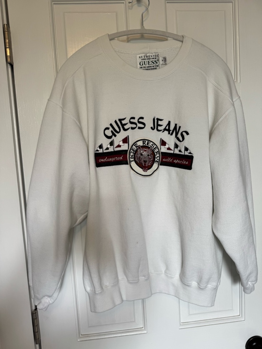 Vintage GUESS Men’s Tiger Reserve White Logo Crewneck Sweatshirt